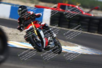 media/Jun-07-2025-TrackDaz (Sat) [[4413525952]]/B Group/1220pm (Turn 1)/
